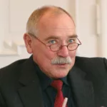 Portraitbild von Dr Michael Schäfer